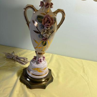 Ceramic Lamp with a Filigree Finial Roses