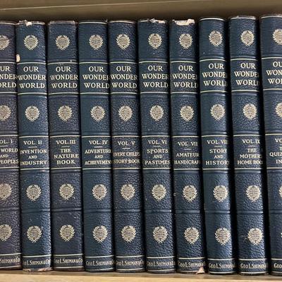 Wonder World 10 Voume Set Library of Knowledge 