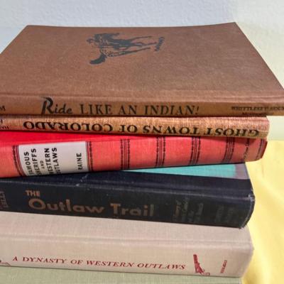 Western History Books! Butch Cassidy and Outlaws