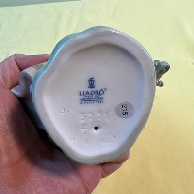 LLADRO 5221 Girl with Flower Basket 