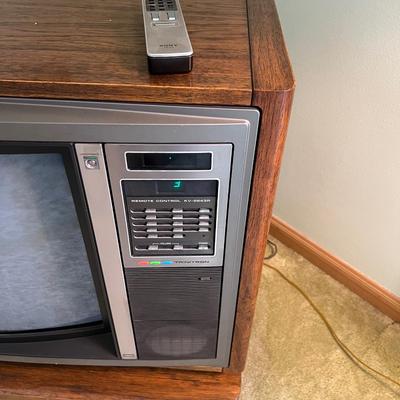 SONY Trinitron TV With Remote, Cabinet Style