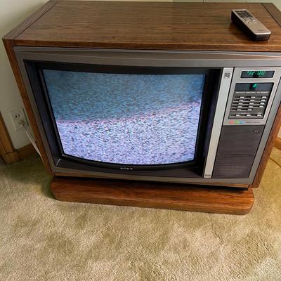 SONY Trinitron TV With Remote, Cabinet Style
