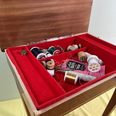 Musical Sewing Table, Pretty! Made in Italy 