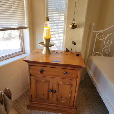 Sale Photo Thumbnail #17: End tables 