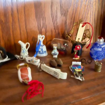 Sale Photo Thumbnail #81: Decor 