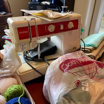 Sale Photo Thumbnail #83: Sewing 