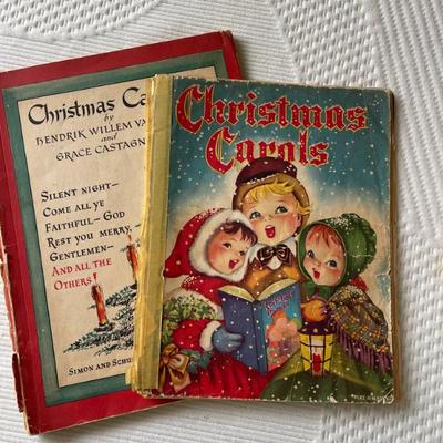 Sale Photo Thumbnail #89: Vintage books 