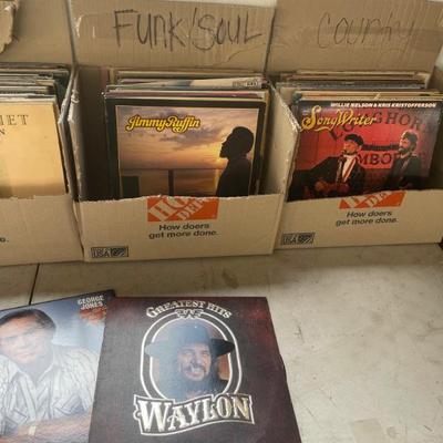 Sale Photo Thumbnail #117: Records 
