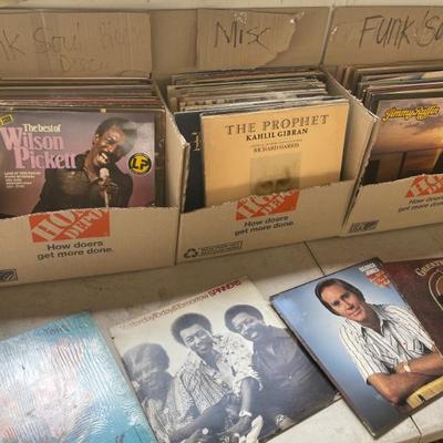Sale Photo Thumbnail #118: Records 
