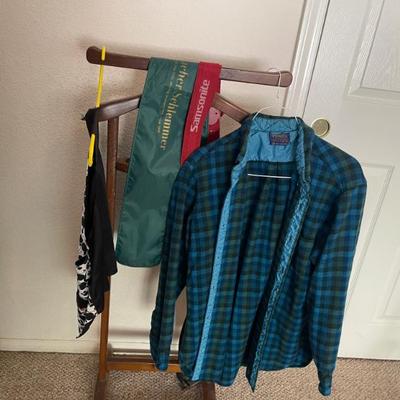 Sale Photo Thumbnail #159: Clothing 