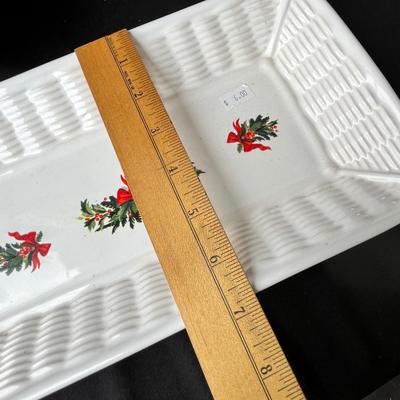 Lot 93 Pfaltzgraff Christmas China