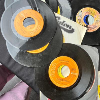 Lot 103 45 Records collection