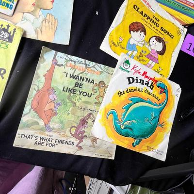 Lot 106 Childrens 45 records