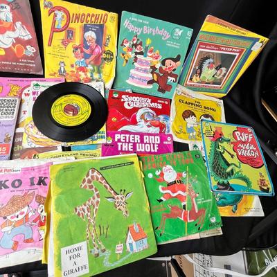 Lot 106 Childrens 45 records
