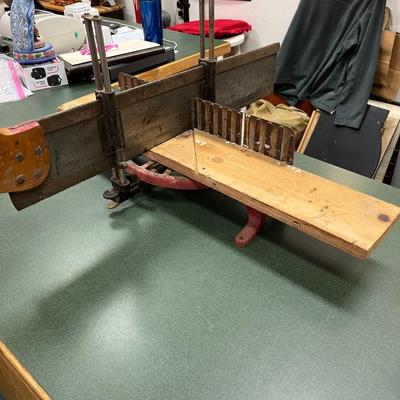 Sale Photo Thumbnail #981: Vintage Stanley Miter Box.  Precise angle cutting miter saw.  Well made.