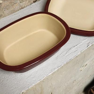 Sale Photo Thumbnail #467: Lots of seasons best booklets, a Bundt pan that has been used and a brand new large roaster