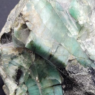 Large Natural Rough Emerald Stones (D-EL)