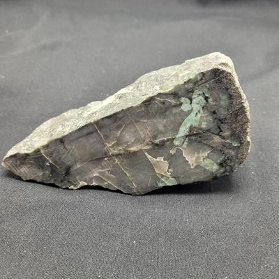 Large Natural Rough Emerald Stones (D-EL)