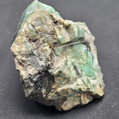 Large Natural Rough Emerald Stones (D-EL)