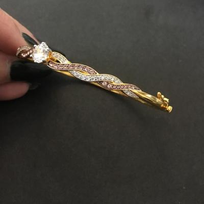 Beautiful Dansbury mint crystal rhinestone bracelet