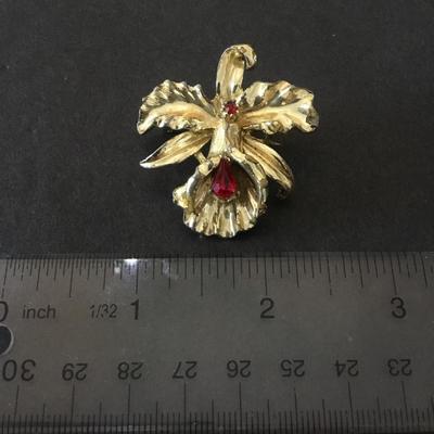 Vintage Coro orchid, brooch