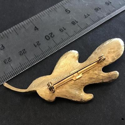 Vintage Leaf Brooch