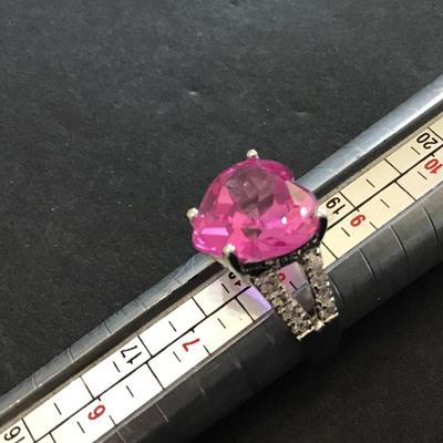 Pink Heart Chunky Glass Ring