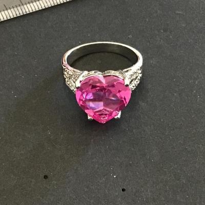 Pink Heart Chunky Glass Ring