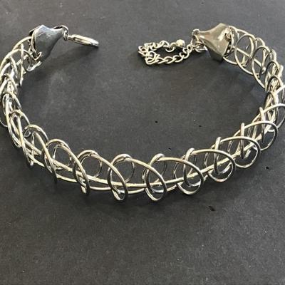 Wire Choker Necklace