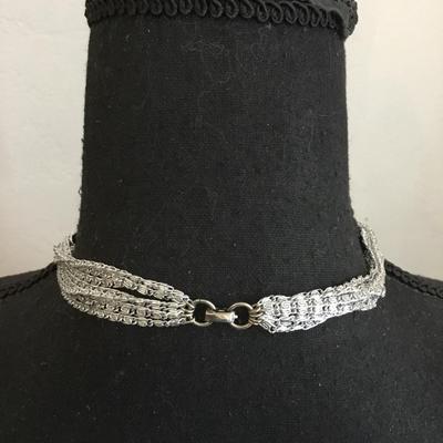 Beautiful, vintage, choker, necklace, silver toned