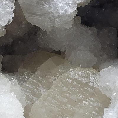 Large White Quartz Geode (D-EL)