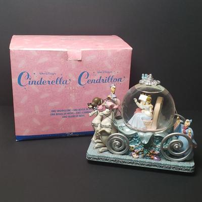 Sale Photo Thumbnail #556