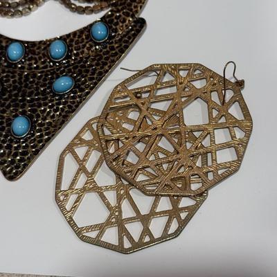 LOT 94J: Statement Necklaces & Large Pierced Earrings
