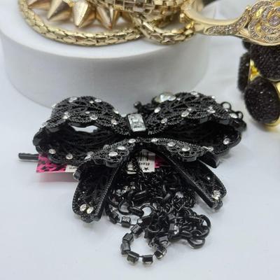 LOT 98J: Collection of Bracelets & Black Necklaces