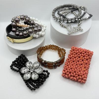 LOT 99J: Collection of Beaded Bracelets