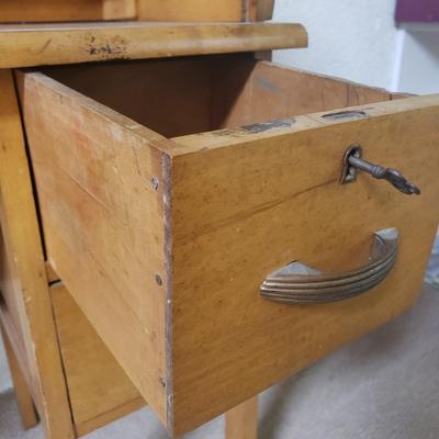 LOT 114B: Vintage Child's Roll Top Desk with Swivel Chair