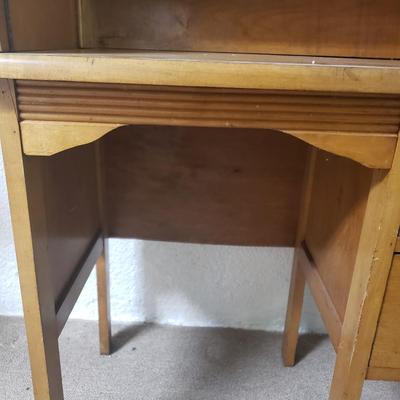 LOT 114B: Vintage Child's Roll Top Desk with Swivel Chair