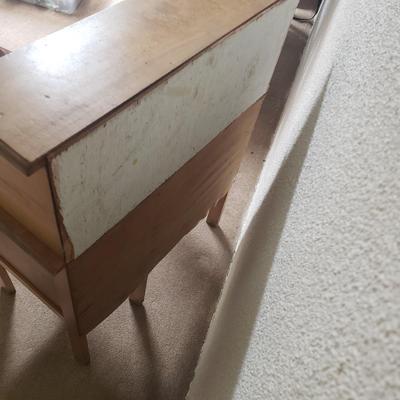 LOT 114B: Vintage Child's Roll Top Desk with Swivel Chair