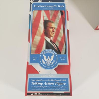 LOT 116B: Republican Club Sealed Puzzle & Pair of Presidental Dolls