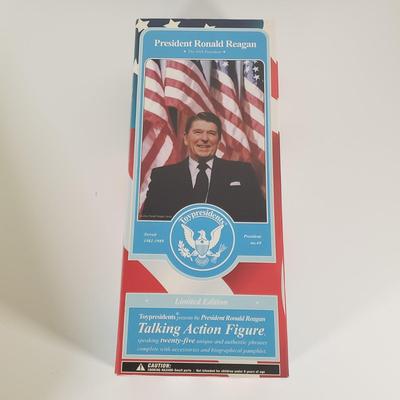 LOT 116B: Republican Club Sealed Puzzle & Pair of Presidental Dolls