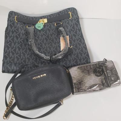 LOT 117B: Collection of Michael Kors Bags