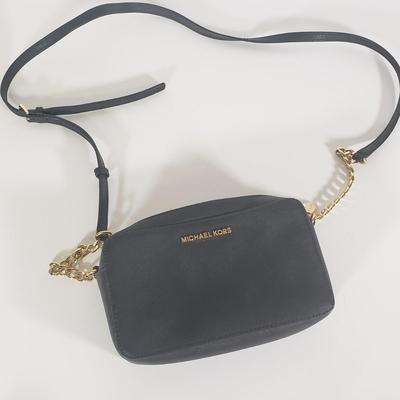 LOT 117B: Collection of Michael Kors Bags