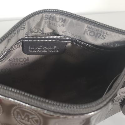 LOT 117B: Collection of Michael Kors Bags