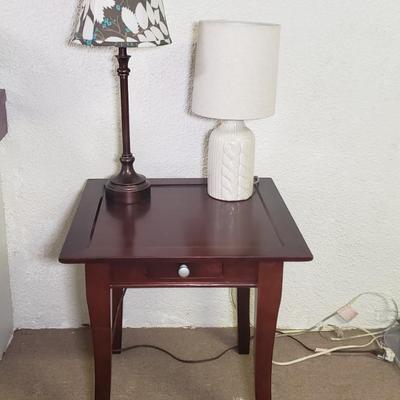 LOT 119B: Small Side Table with Two Decorative Lamps