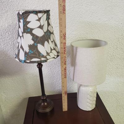 LOT 119B: Small Side Table with Two Decorative Lamps