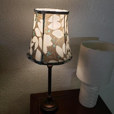 LOT 119B: Small Side Table with Two Decorative Lamps