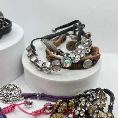 LOT 122J: Collection of Bracelets incl. Purple Lucky Brand