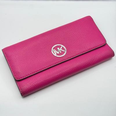 LOT 124B: Pink Michael Kors Wallet & Gum Wrapper Clutch