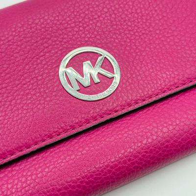 LOT 124B: Pink Michael Kors Wallet & Gum Wrapper Clutch