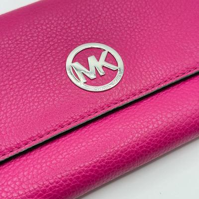 LOT 124B: Pink Michael Kors Wallet & Gum Wrapper Clutch